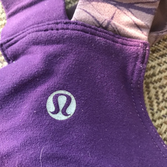 Lululemon Athletic top. Sz6.Sheer back Wide straps - Picture 3 of 5